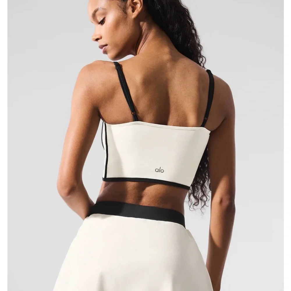 Alo Yoga Airbrush Streamlined Bra Tank in the Ivory/Black - Picture 2 of 5